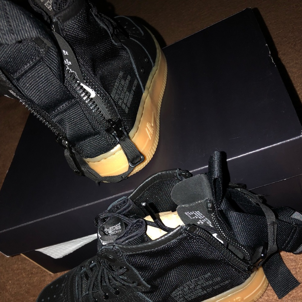 NIKE SF AF1 MID (GS)